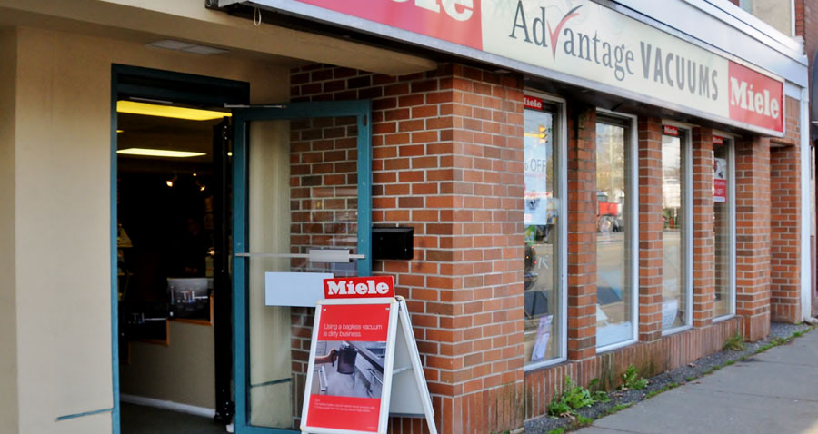 Store Front Image - Advantage Vacuums in Vancouver AND Nanaimo